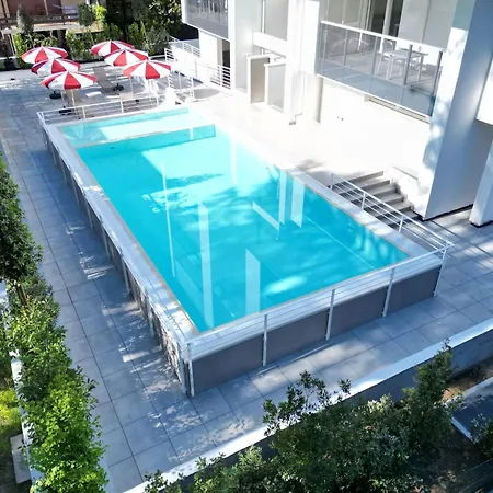 Apartment 400m With Pool *